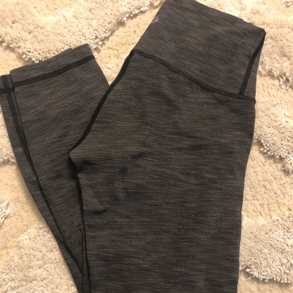 Women’s grey Lululemon leggings- size 4